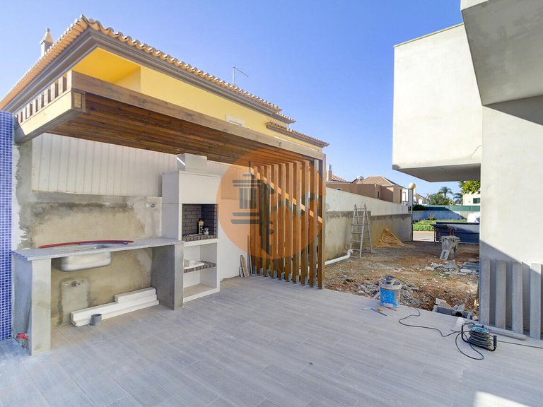 Villa for Sale in União Das Freguesias De Tavira (santa Maria E Santiago), Tavira, Portugal 11