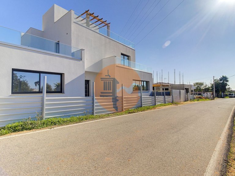 Villa for Sale in Altura, Castro Marim, Portugal 7