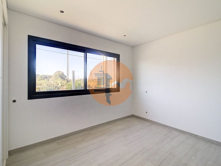 Villa for Sale in Altura, Castro Marim, Portugal 16