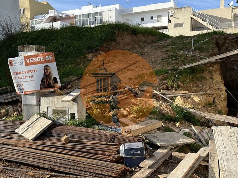 Plot for Sale in Moncarapacho, Olhão, Portugal 12