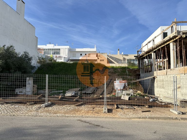 Plot for Sale in Moncarapacho, Olhão, Portugal 17