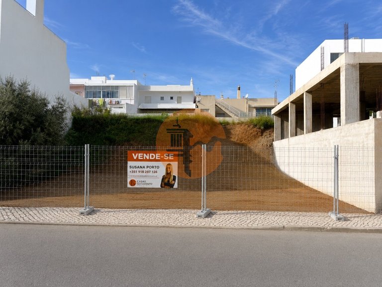 Plot for Sale in Moncarapacho, Olhão, Portugal 24