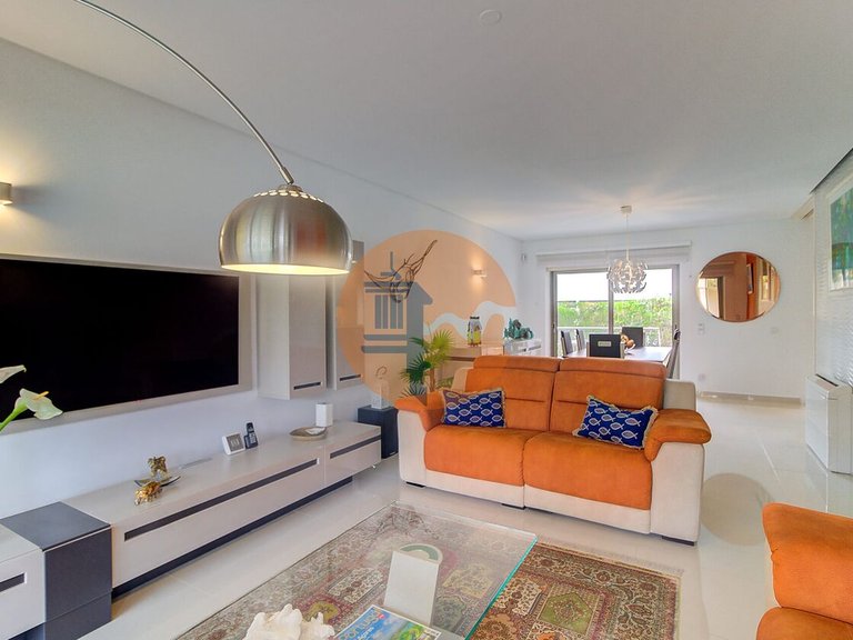 Villa for Sale in Luz De Tavira, Tavira, Portugal 4