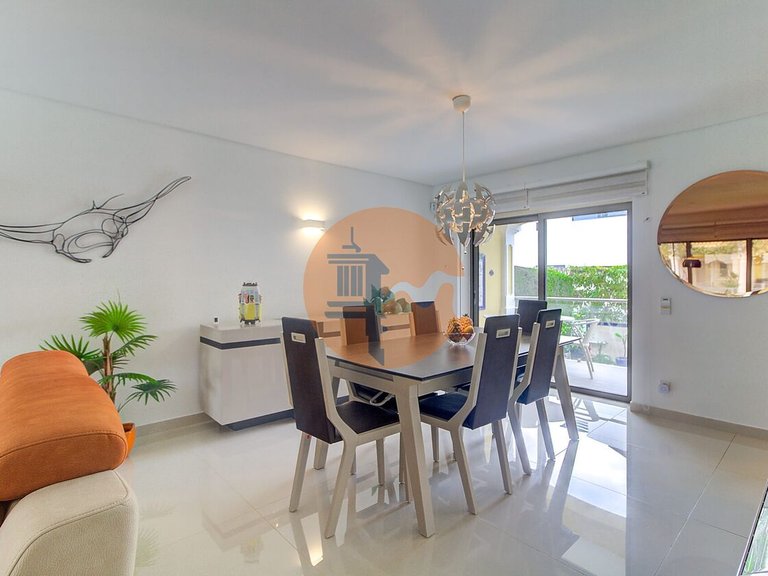 Villa for Sale in Luz De Tavira, Tavira, Portugal 9