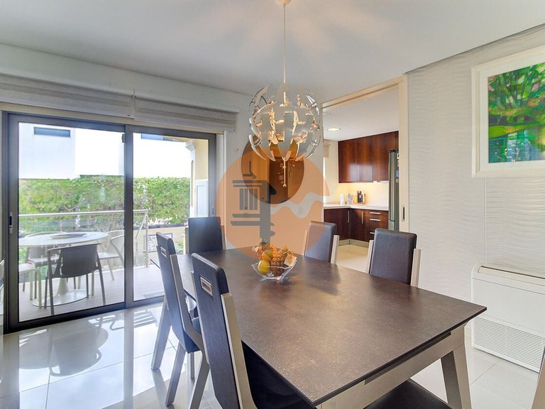 Villa for Sale in Luz De Tavira, Tavira, Portugal 10