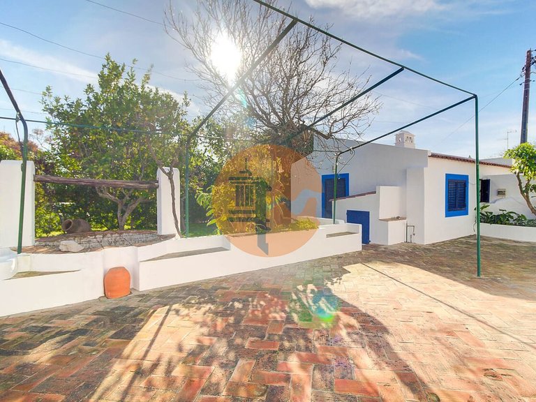 Villa for Sale in Vila Nova De Cacela, Vila Real De Santo António, Portugal 3
