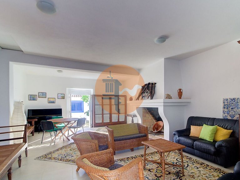 Villa for Sale in Vila Nova De Cacela, Vila Real De Santo António, Portugal 21