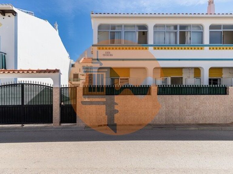 Villa for Sale in Vila Nova De Cacela, Vila Real De Santo António, Portugal 8