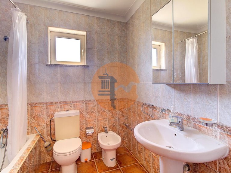 Villa for Sale in Vila Nova De Cacela, Vila Real De Santo António, Portugal 9