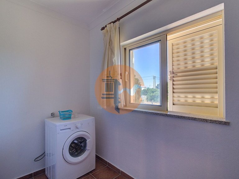 Villa for Sale in Vila Nova De Cacela, Vila Real De Santo António, Portugal 10