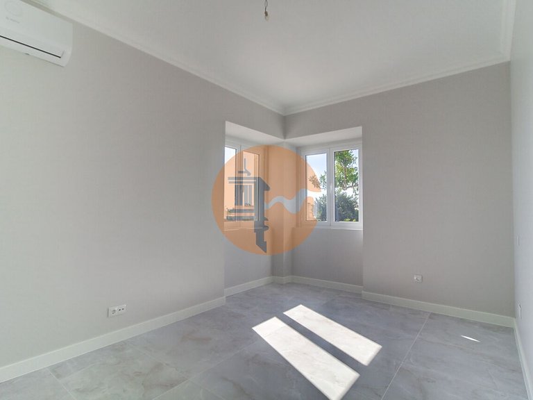 Villa for Sale in Vila Nova De Cacela, Vila Real De Santo António, Portugal 17