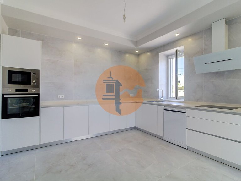 Villa for Sale in Vila Nova De Cacela, Vila Real De Santo António, Portugal 5