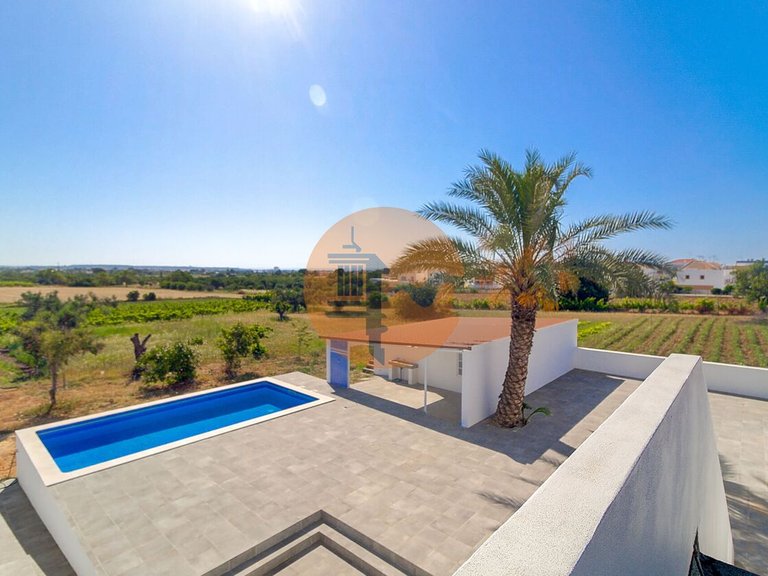 Villa for Sale in Vila Nova De Cacela, Vila Real De Santo António, Portugal 3