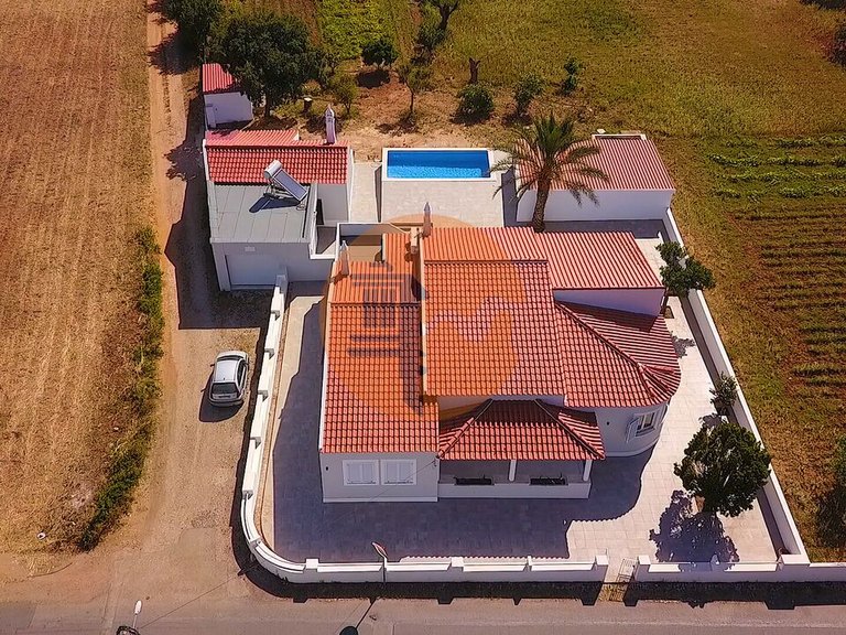 Villa for Sale in Vila Nova De Cacela, Vila Real De Santo António, Portugal 46