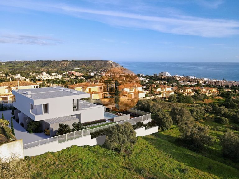 Villa for Sale in Luz, Lagos, Portugal 1