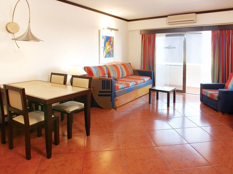 Apartment for Sale in Albufeira E Olhos De Água, Albufeira, Portugal 8