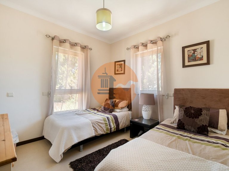 Apartment for Sale in União Das Freguesias De Estômbar E Parchal, Lagoa (algarve), Portugal 11