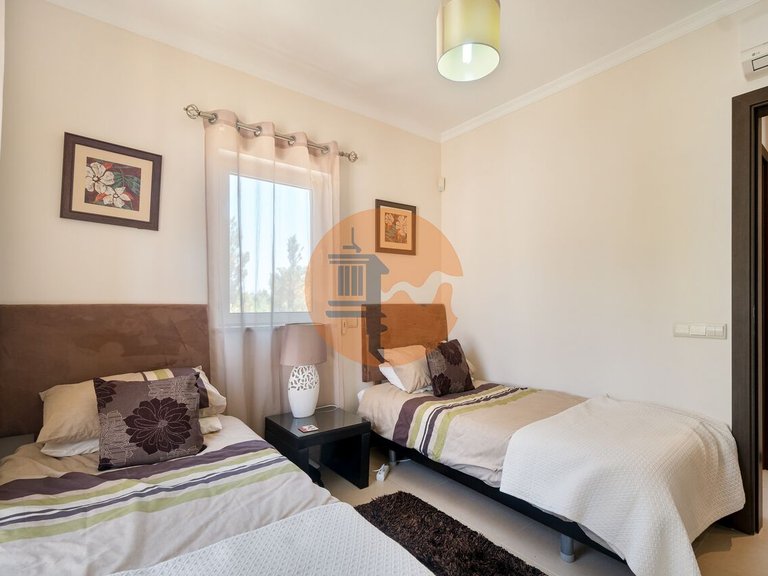 Apartment for Sale in União Das Freguesias De Estômbar E Parchal, Lagoa (algarve), Portugal 12