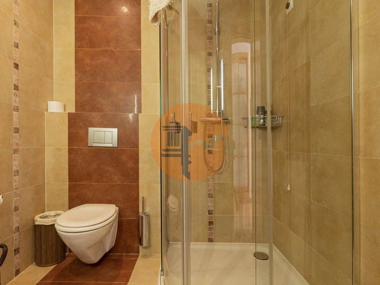 Villa for Sale in União Das Freguesias De Estômbar E Parchal, Lagoa (algarve), Portugal 38