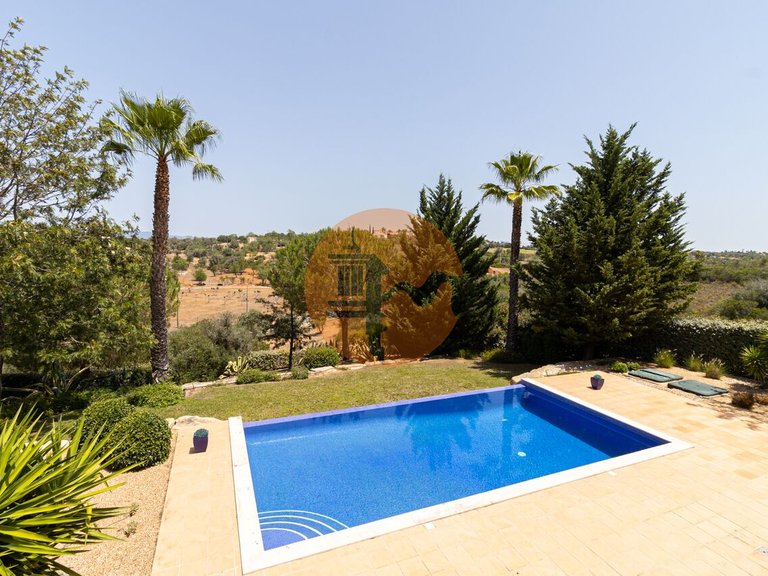 Villa for Sale in União Das Freguesias De Estômbar E Parchal, Lagoa (algarve), Portugal 50