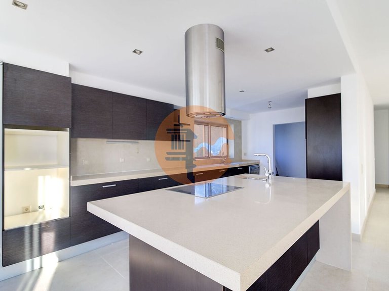 Villa for Sale in União Das Freguesias De Tavira (santa Maria E Santiago), Tavira, Portugal 11