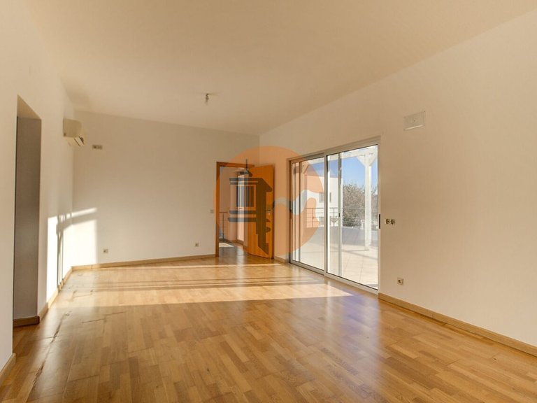 Villa for Sale in União Das Freguesias De Tavira (santa Maria E Santiago), Tavira, Portugal 35