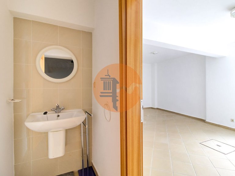Villa for Sale in União Das Freguesias De Tavira (santa Maria E Santiago), Tavira, Portugal 43