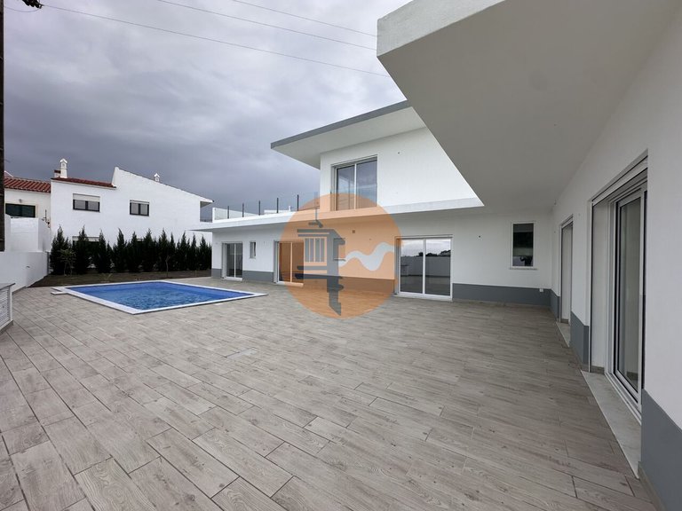 Villa for Sale in Altura, Castro Marim, Portugal 4