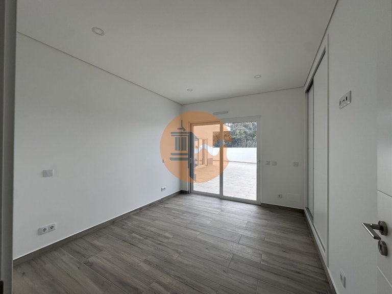 Villa for Sale in Altura, Castro Marim, Portugal 3