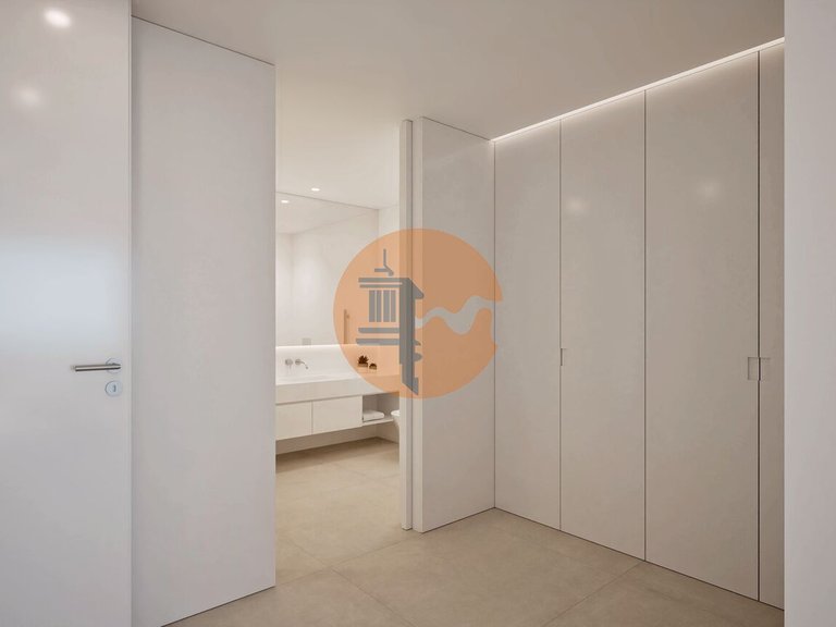 Villa for Sale in São Gonçalo De Lagos, Lagos, Portugal 13