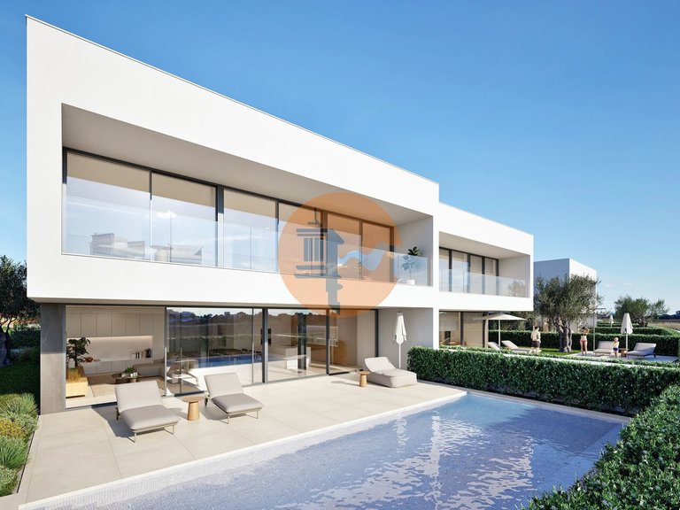 Villa for Sale in São Gonçalo De Lagos, Lagos, Portugal 4