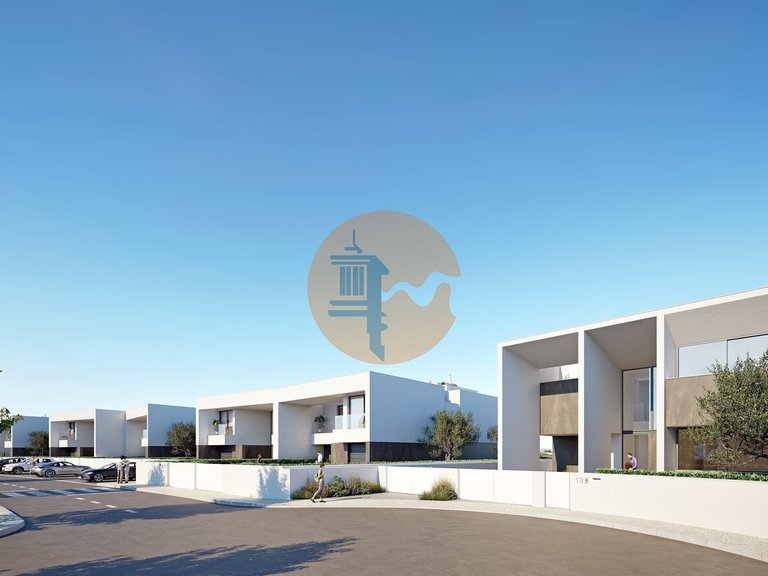 Villa for Sale in São Gonçalo De Lagos, Lagos, Portugal 1