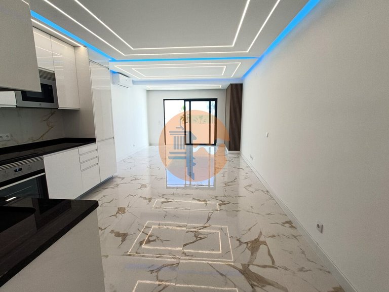 Apartment for Sale in Quarteira, Loulé, Portugal 4
