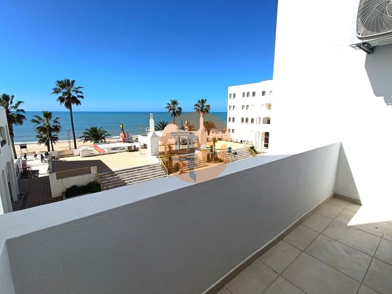 Apartment for Sale in Quarteira, Loulé, Portugal 33