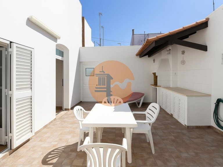Villa for Sale in Santa Luzia, Tavira, Portugal 1
