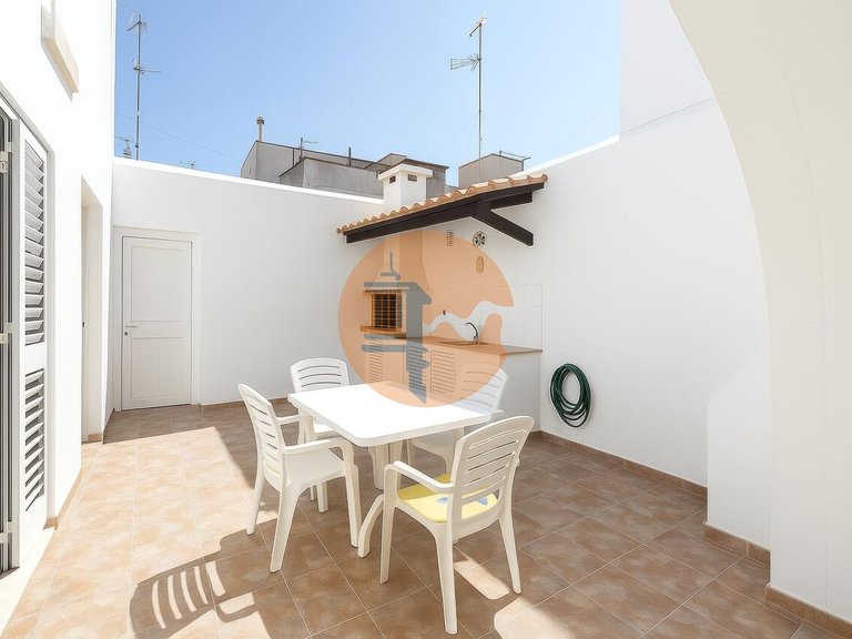 Villa for Sale in Santa Luzia, Tavira, Portugal 3