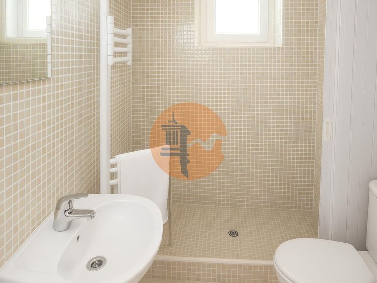 Villa for Sale in Santa Luzia, Tavira, Portugal 15