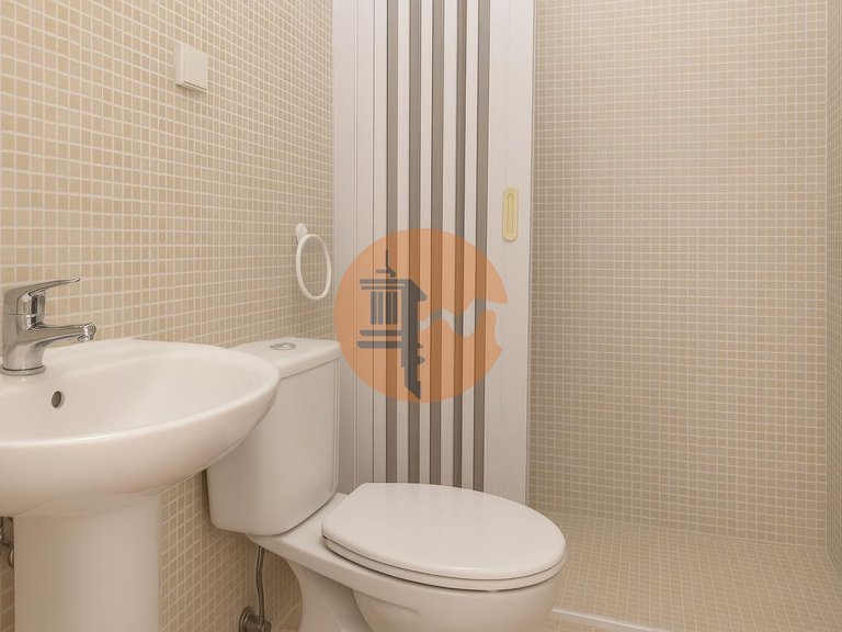 Villa for Sale in Santa Luzia, Tavira, Portugal 19