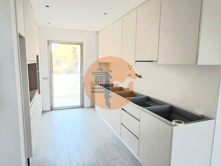 Apartment for Sale in União Das Freguesias De Tavira (santa Maria E Santiago), Tavira, Portugal 11