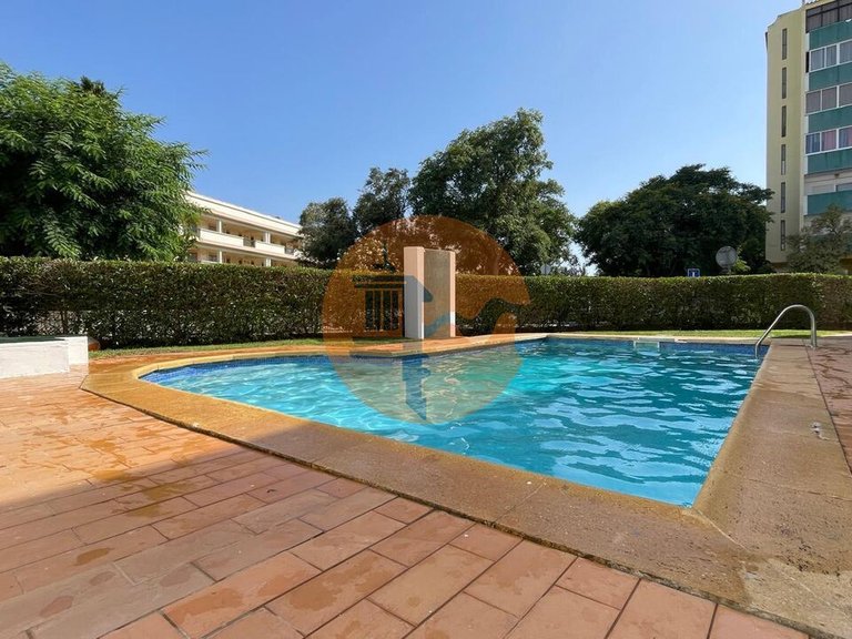 Apartment for Sale in Quarteira, Loulé, Portugal 47