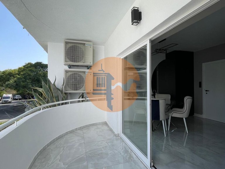 Apartment for Sale in Quarteira, Loulé, Portugal 18