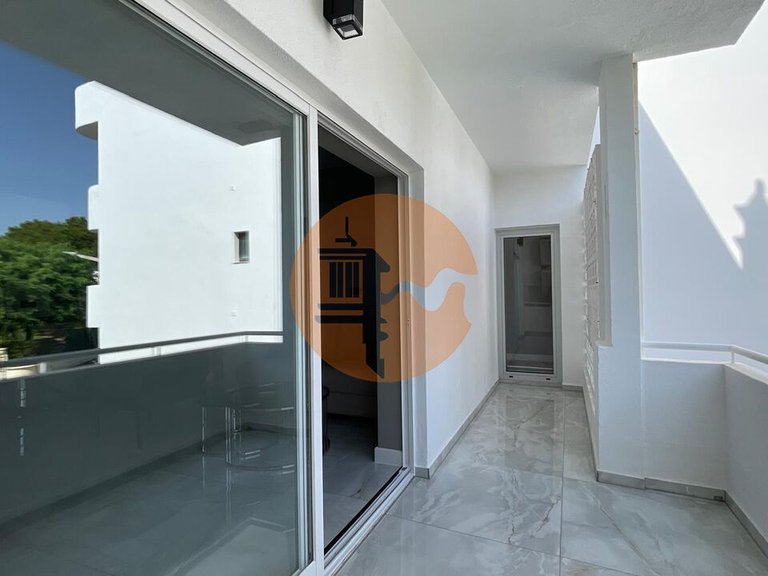 Apartment for Sale in Quarteira, Loulé, Portugal 19