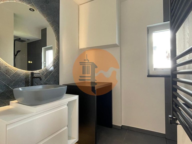 Apartment for Sale in Quarteira, Loulé, Portugal 29