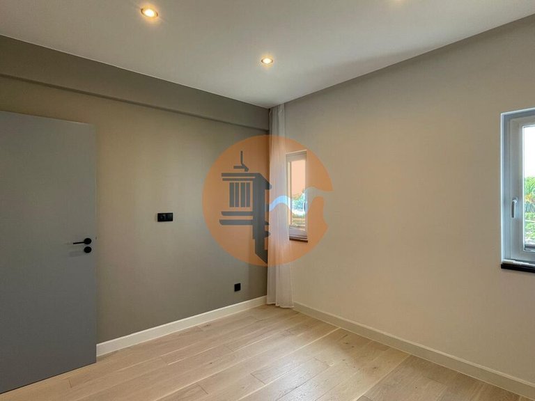 Apartment for Sale in Quarteira, Loulé, Portugal 32