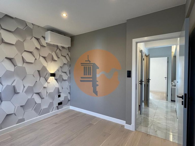 Apartment for Sale in Quarteira, Loulé, Portugal 4