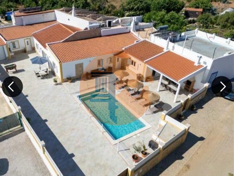 Villa for Sale in Vila Nova De Cacela, Vila Real De Santo António, Portugal 4