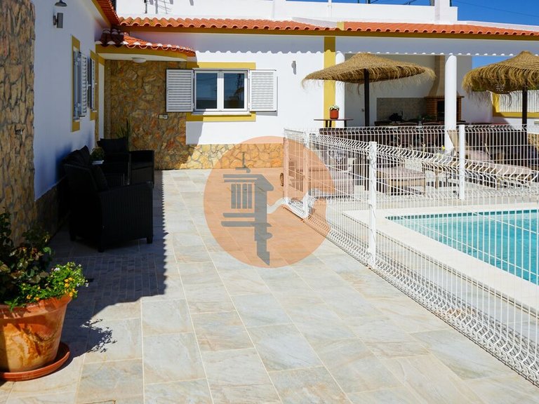 Villa for Sale in Vila Nova De Cacela, Vila Real De Santo António, Portugal 9