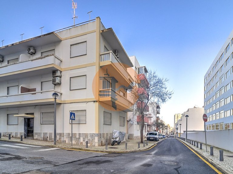 Apartment for Sale in Monte Gordo, Vila Real De Santo António, Portugal 35