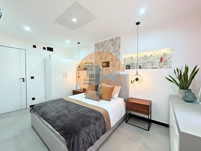 Apartment for Sale in Quelfes, Olhão, Portugal 2