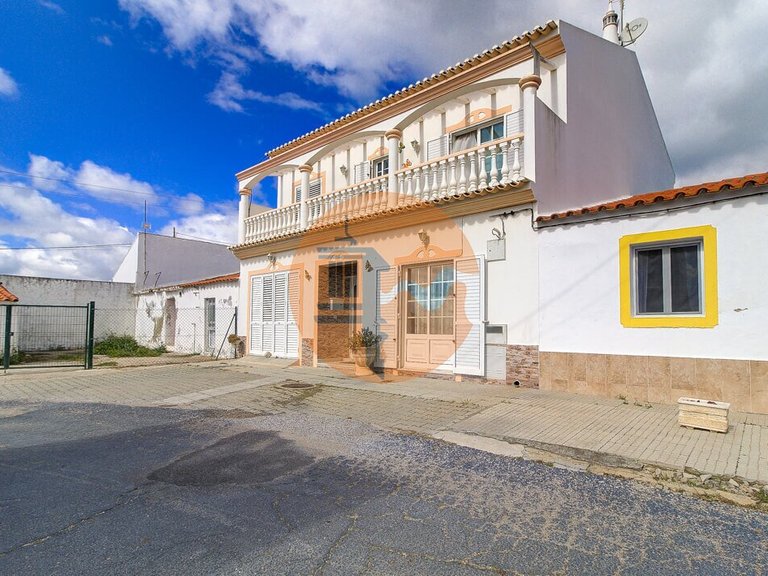 Villa for Sale in Vila Nova De Cacela, Vila Real De Santo António, Portugal 5